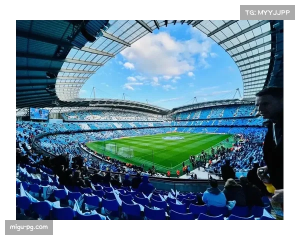 伊蒂哈德球场将启用新型混合草皮系统，旨在提供更稳定的球速以支持主队传控体系